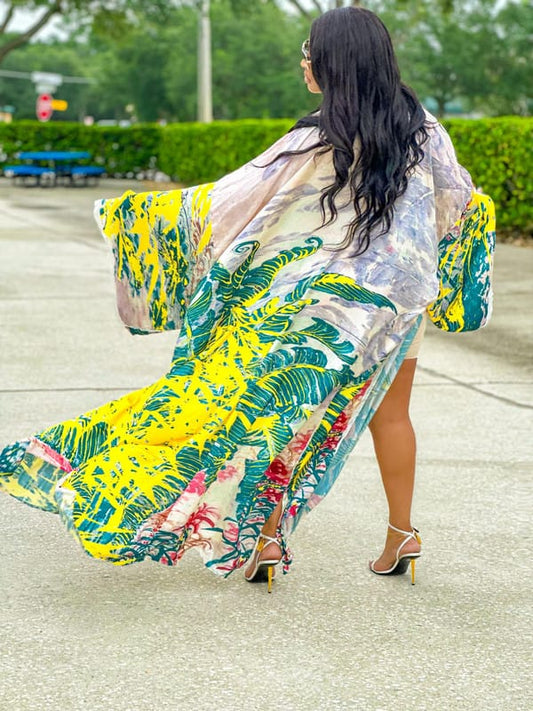 LUXURIOUS QUEEN KIMONO DRESS