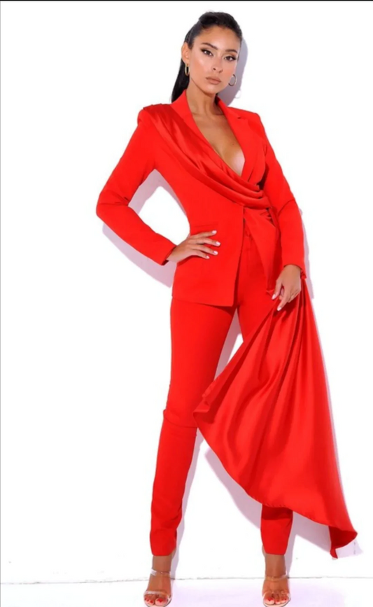 MISS LOLA SUIT (available in red and black)