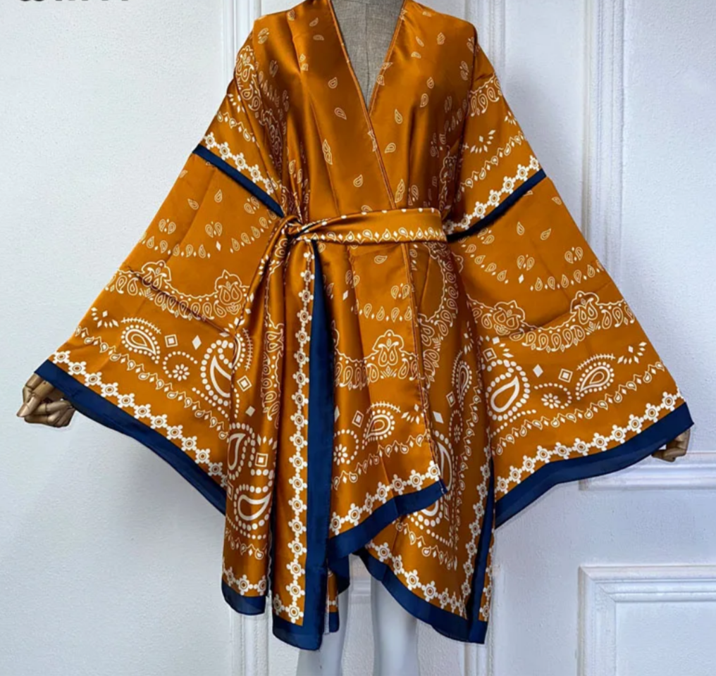 NEW PRINTS SHORT LENGTH KIMONO DRESSES