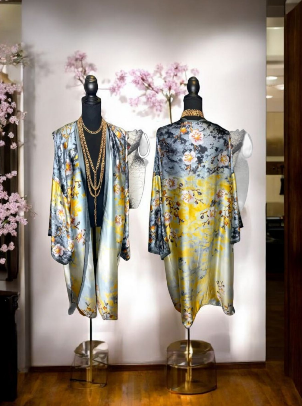 Rich Auntie Kimono dress - Yellow in Paris